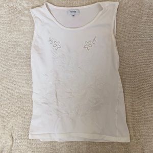 Darling women’s white embroidery tank top